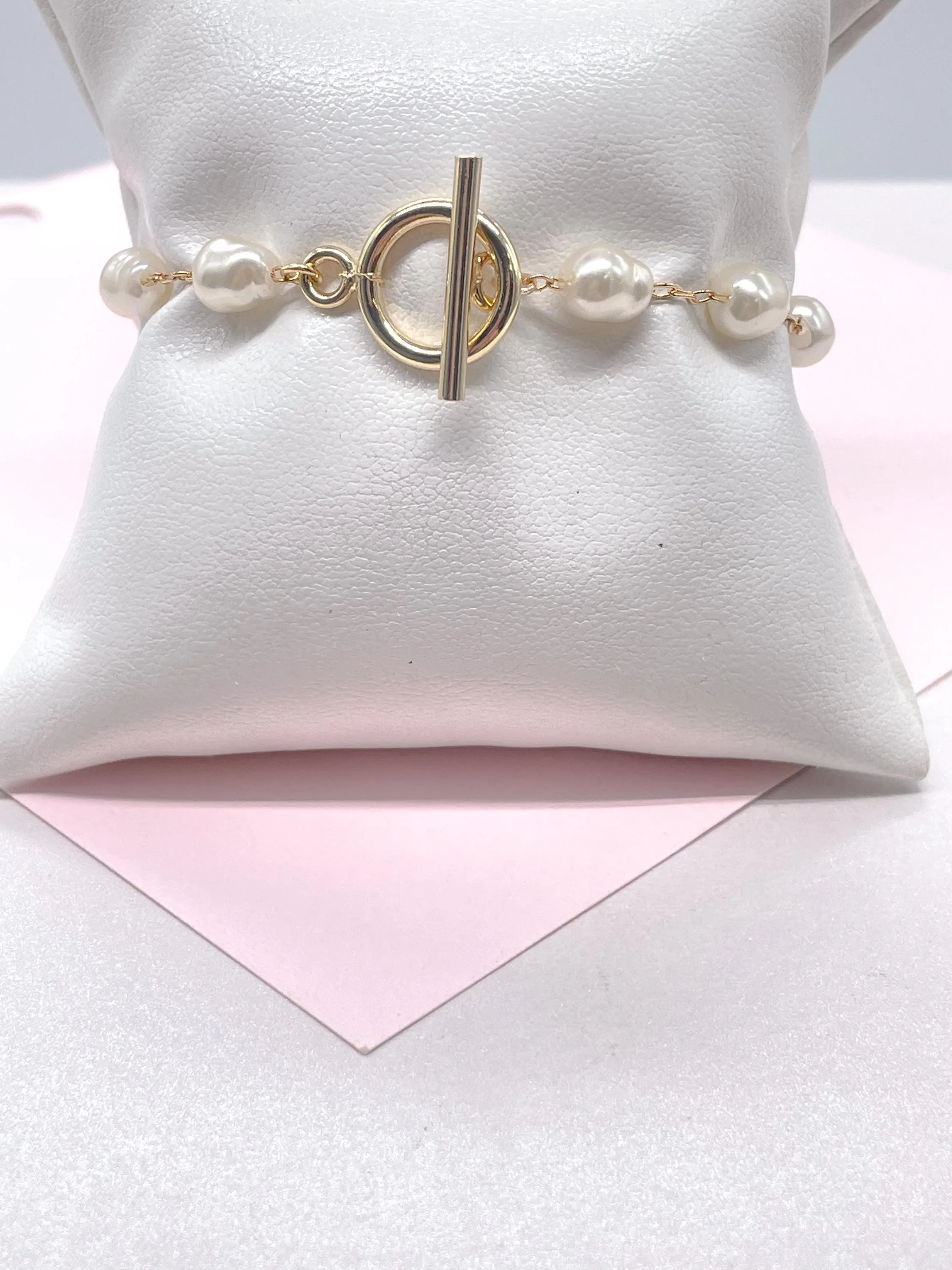 18k Gold Filled Synthetic Pearl Toggle Bracelet