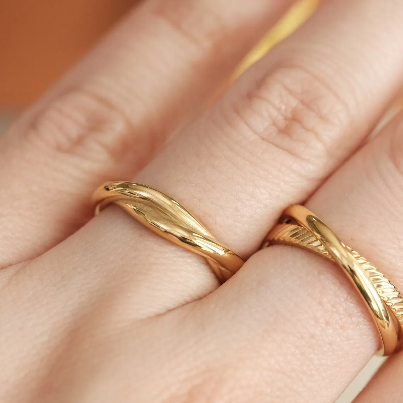 18K Gold PVD Twist Ring, Slight Twist Ring, Gold Ring, Dainty Ring, Stacking Ring, Simple Ring, Classic Ring, Twisted Ring, Waterproof Ring