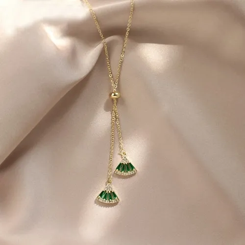 2021 New Classic Green Crystal Fan Pendant Necklace For Woman Fashion