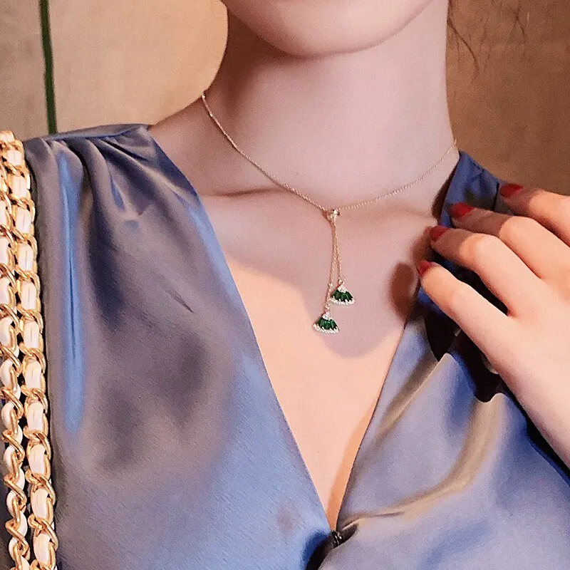 2021 New Classic Green Crystal Fan Pendant Necklace For Woman Fashion
