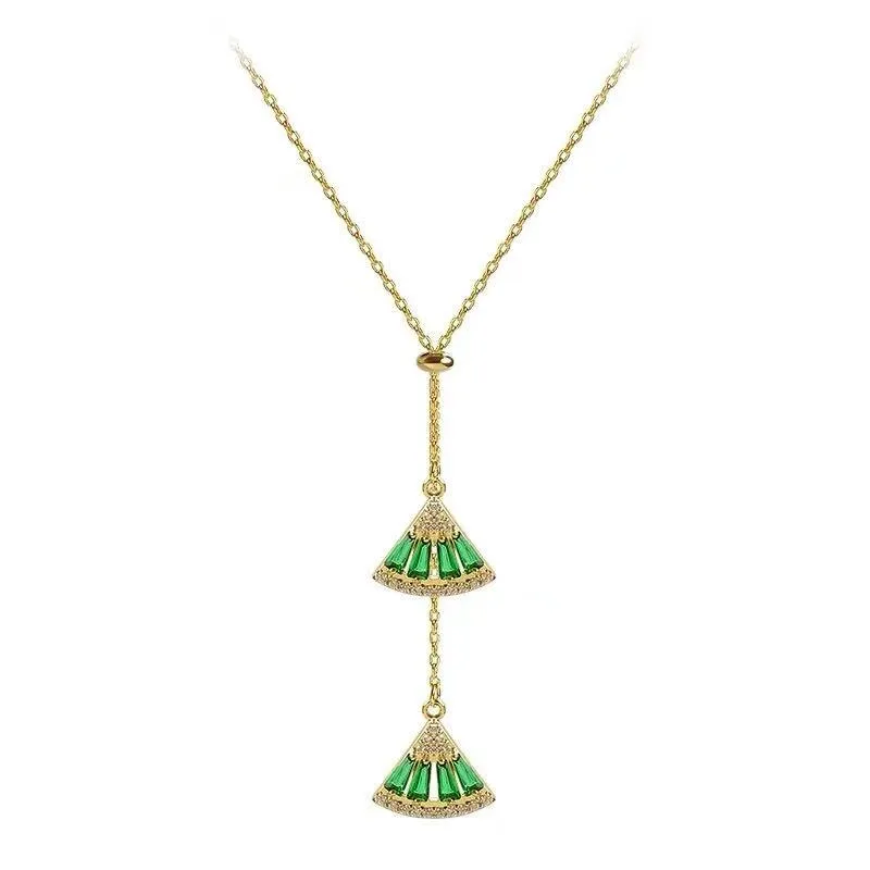 2021 New Classic Green Crystal Fan Pendant Necklace For Woman Fashion