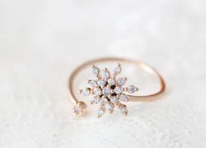 [Beiver] Women White Crystal Snowflake Finger Ring