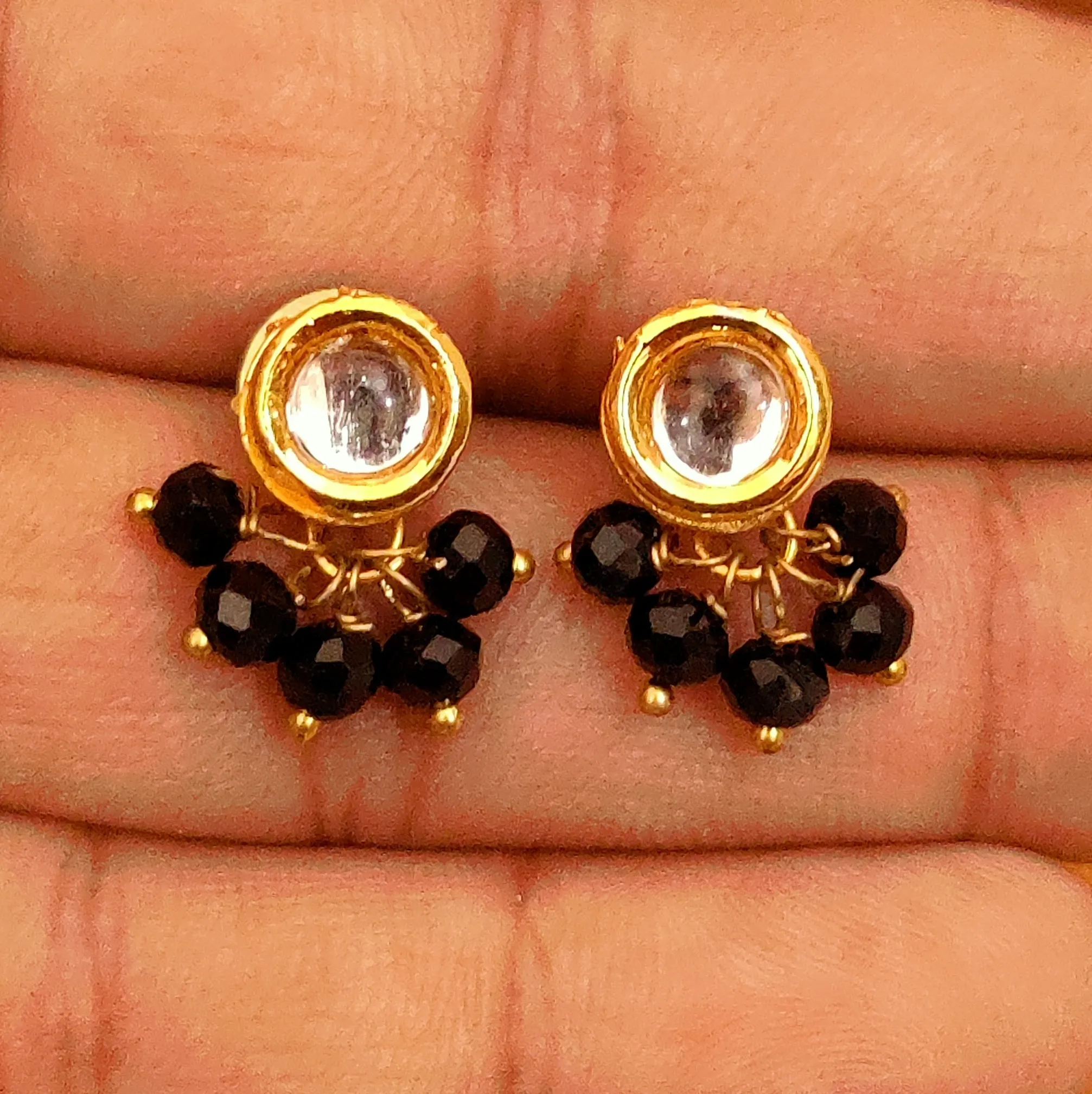 BLACK CRYSTAL ROUND SHAPED KUNDAN STUDS
