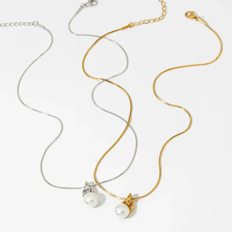 Bold Pearl Sophistication Pendant
