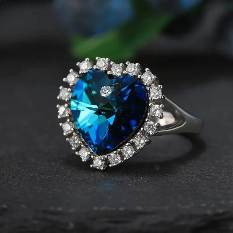 Brilliant 925 Sterling Silver Luxury Blue Crystal Ring for Women