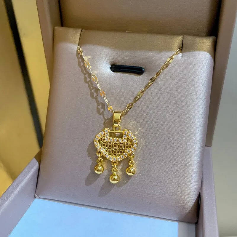 Classic Gold Color Necklace For Women Jewelry Auspicious Lock Pendant Necklace