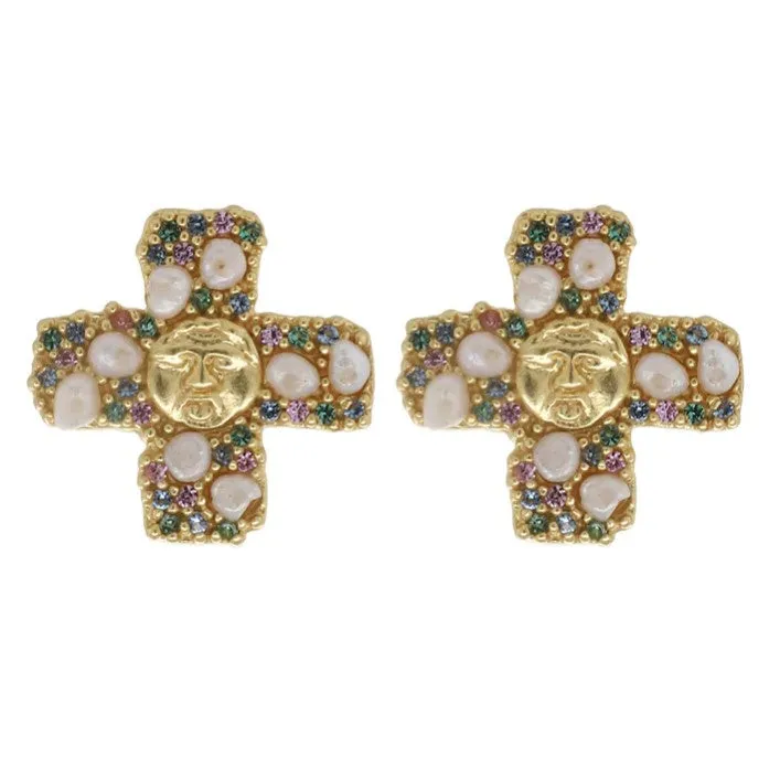 Gorgoneion Peace Earrings Gold