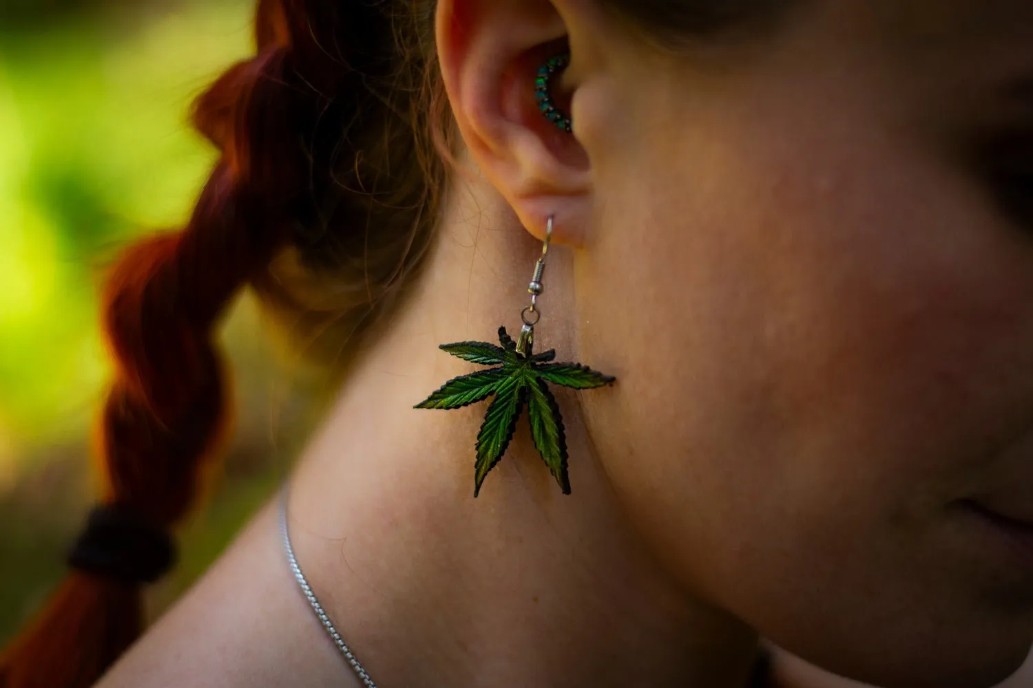 Handcrafted Leather Cannabis Leaf Earrings - Green - Artistic Marijuana-Inspired Jewelry