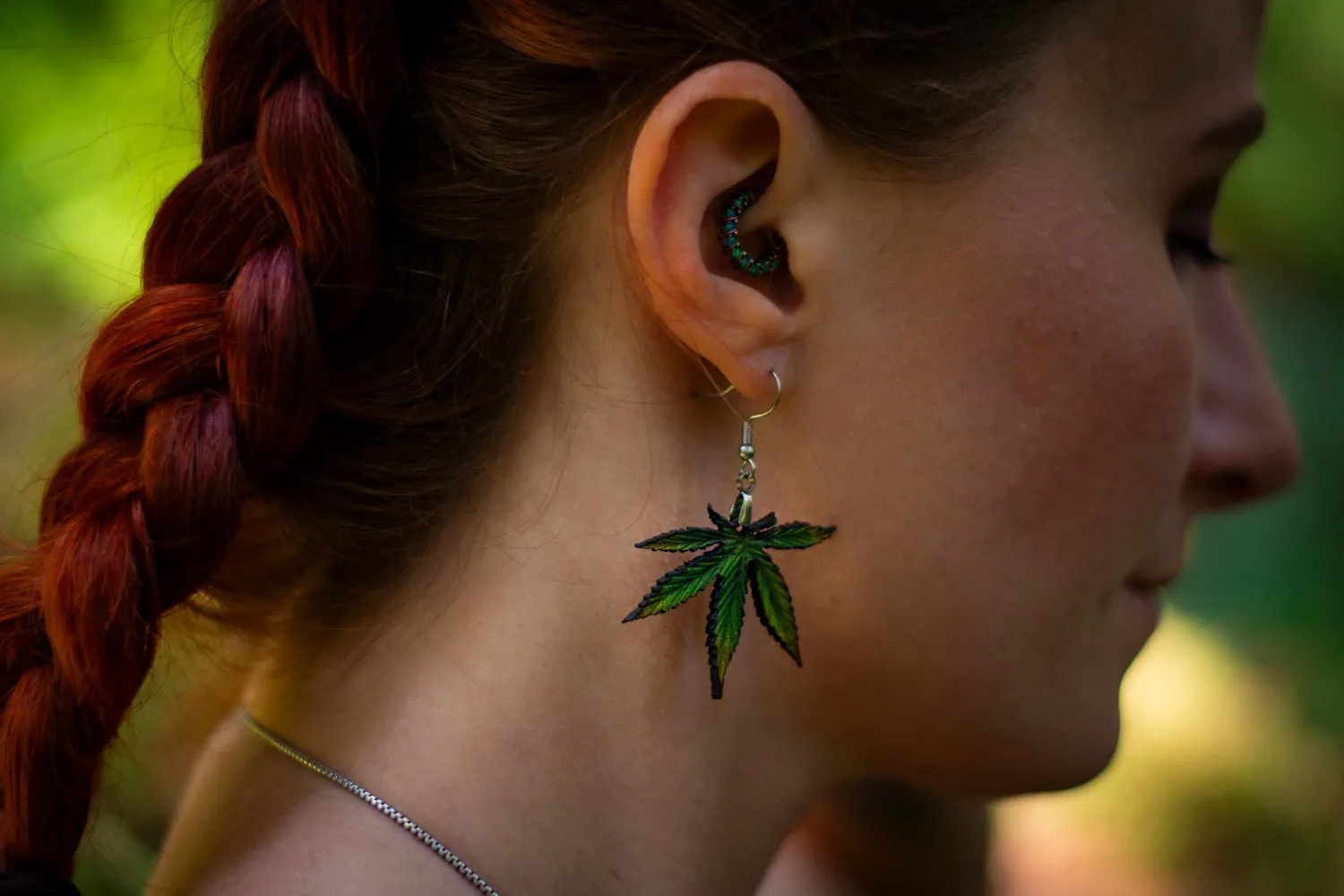 Handcrafted Leather Cannabis Leaf Earrings - Green - Artistic Marijuana-Inspired Jewelry