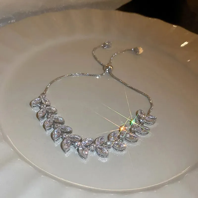 Lucia Leaf Bracelet