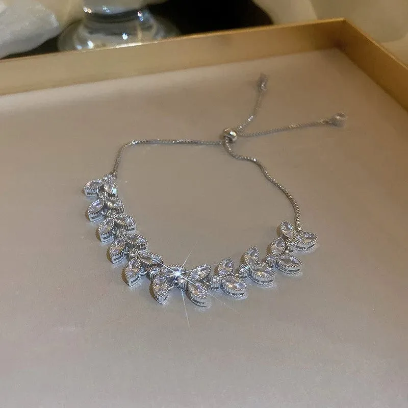 Lucia Leaf Bracelet