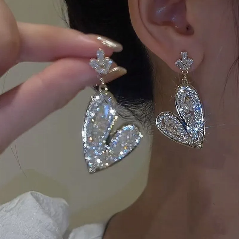 Luxurious Women's Rhinestone Tassel Dangle Stud Earrings