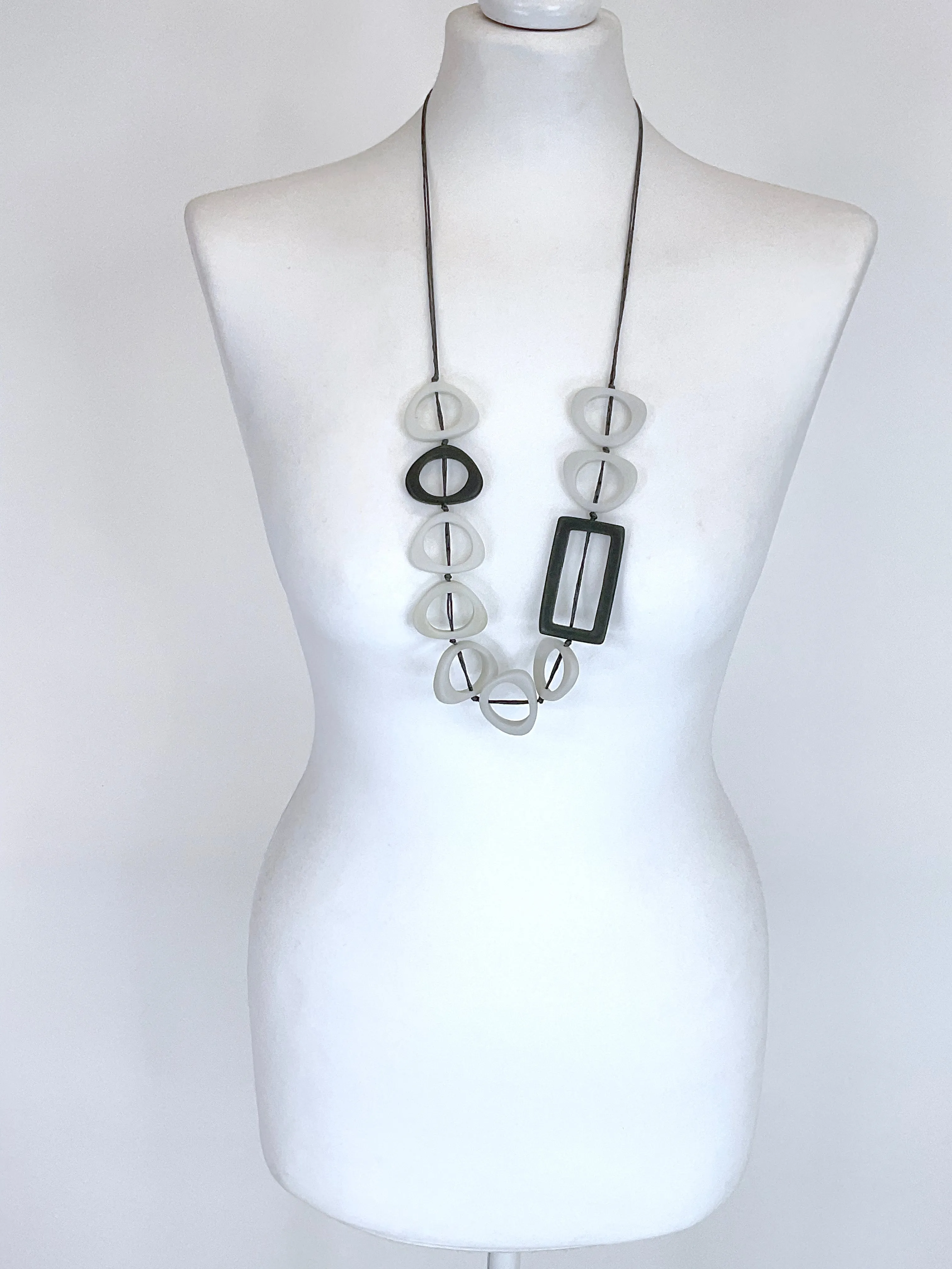 Made in Italy Lagenlook Resin Necklace in Grey