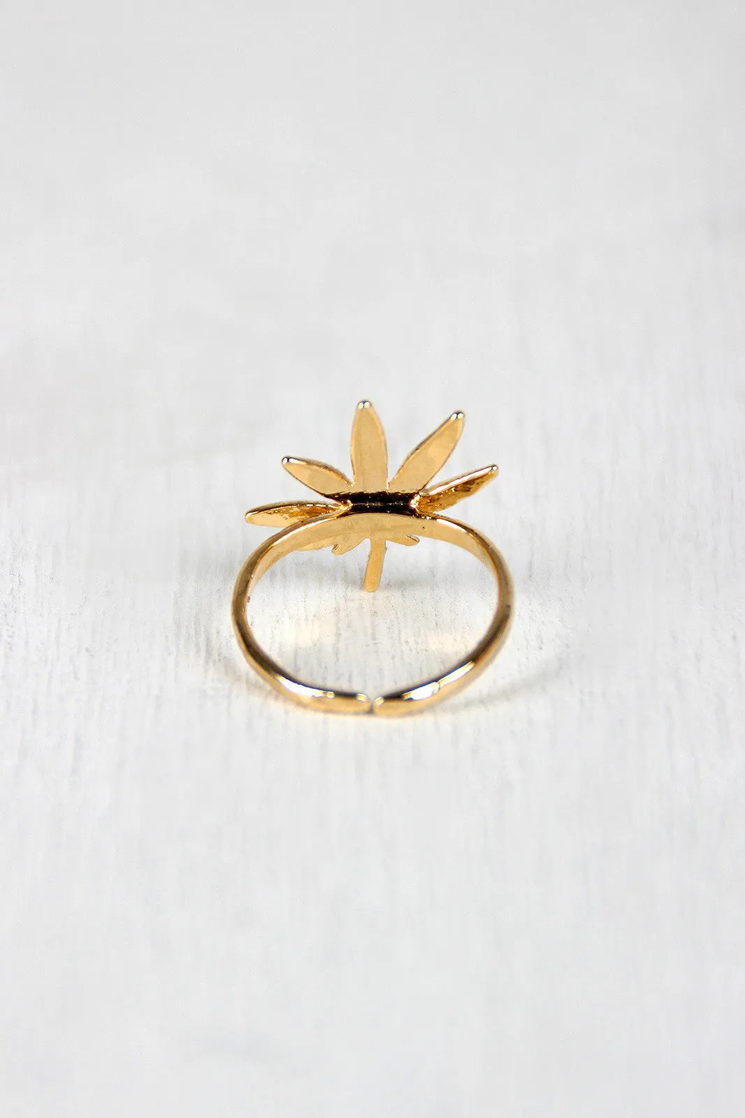 Mary Jane's Leaf Ring