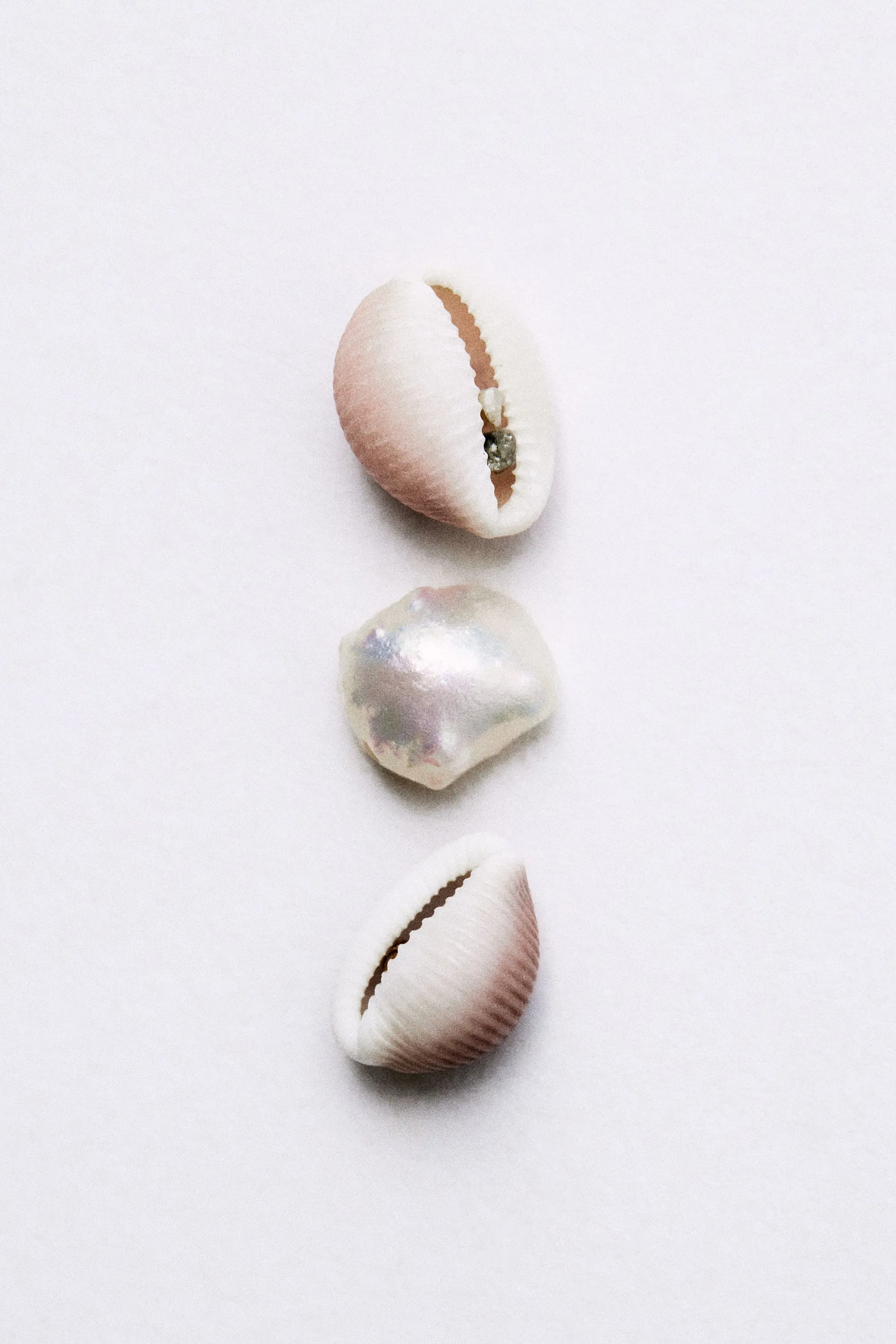 Moraimas Earrings long