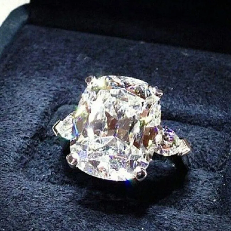 New Arrival Luxury High End Cushion Cut Designer AAA  Quality CZ Diamonds Engagement Rings