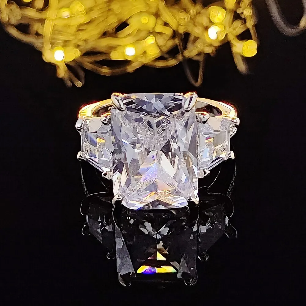 New Arrival Marvelous Luxury Rectangle Cut AAA  Quality CZ Diamonds Engagement Rings