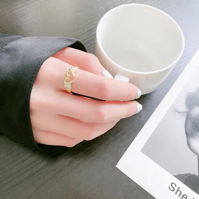 New Popular Romantic Heart Hand Hug Fashion Ring for Women and Girls -  Silver Color Punk Gesture Fashion Gift