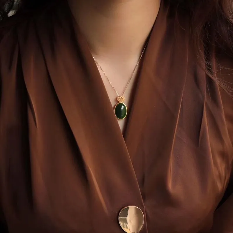 New silver inlaid natural Hetian chalcedony Pendant Necklace