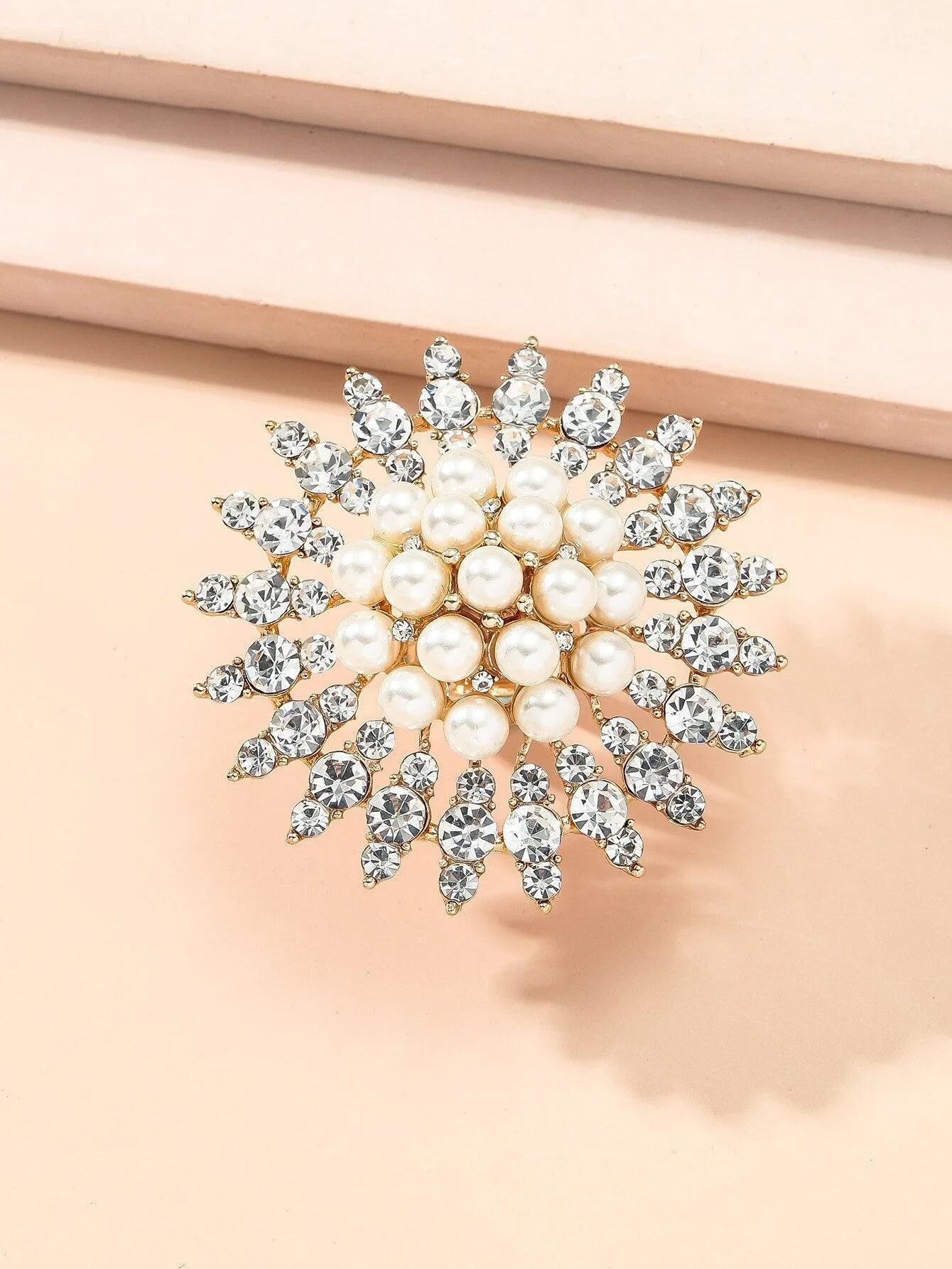 NEW VINTAGE RINGS Luxury Big Flower Pearl  Promise Midi Crystal Rings