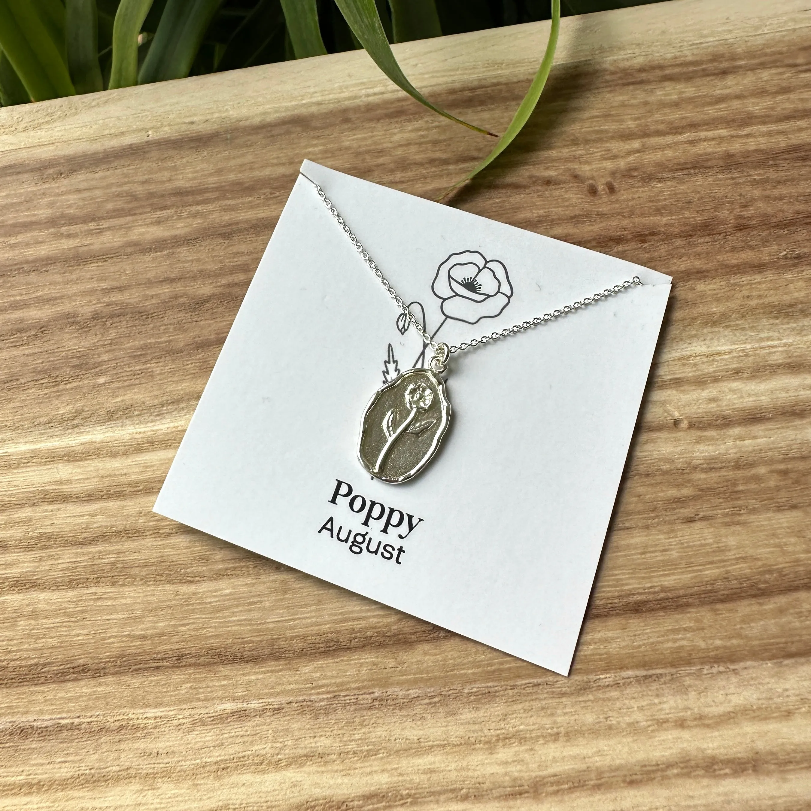 Nicole Gilbert // Birth Flower Necklace August (Poppy)