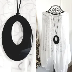 Offset OVAL Necklace