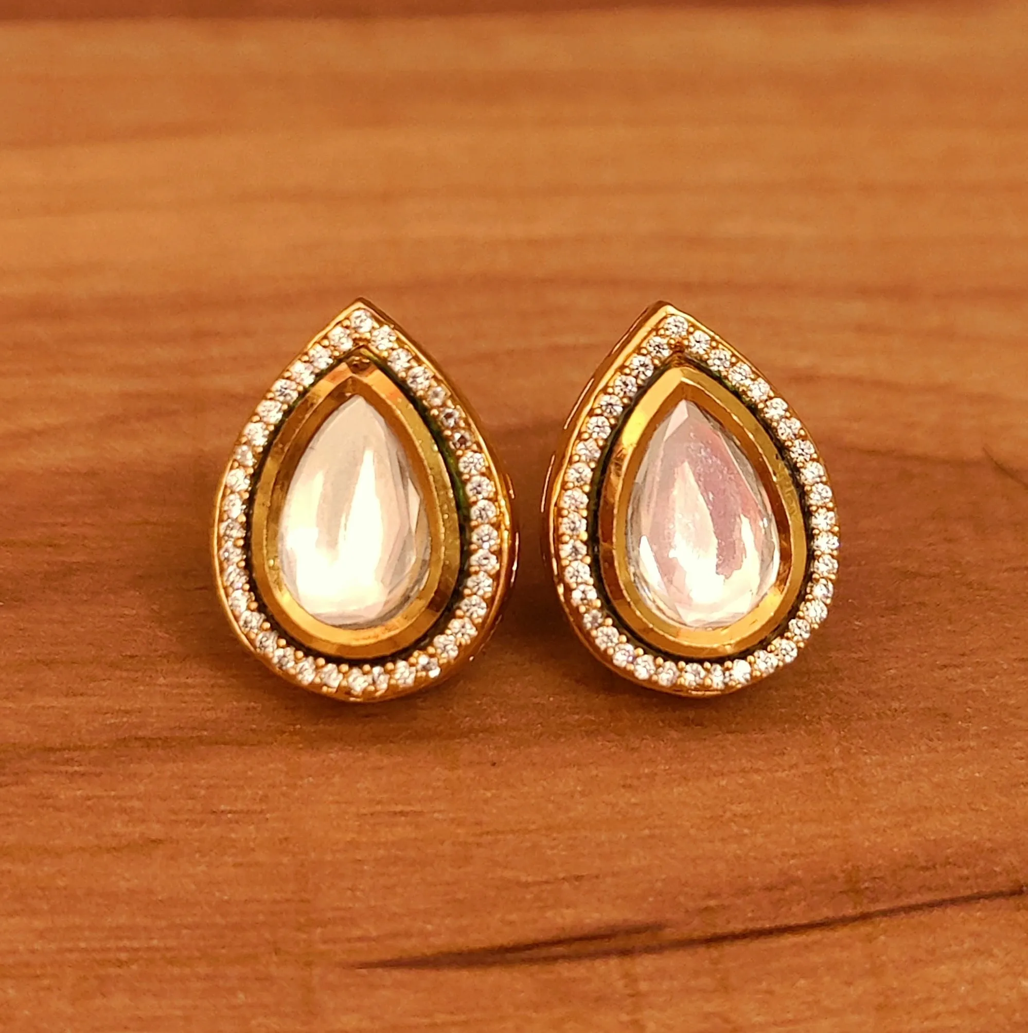 PEAR SHAPED BIG KUNDAN & CZ STUDS