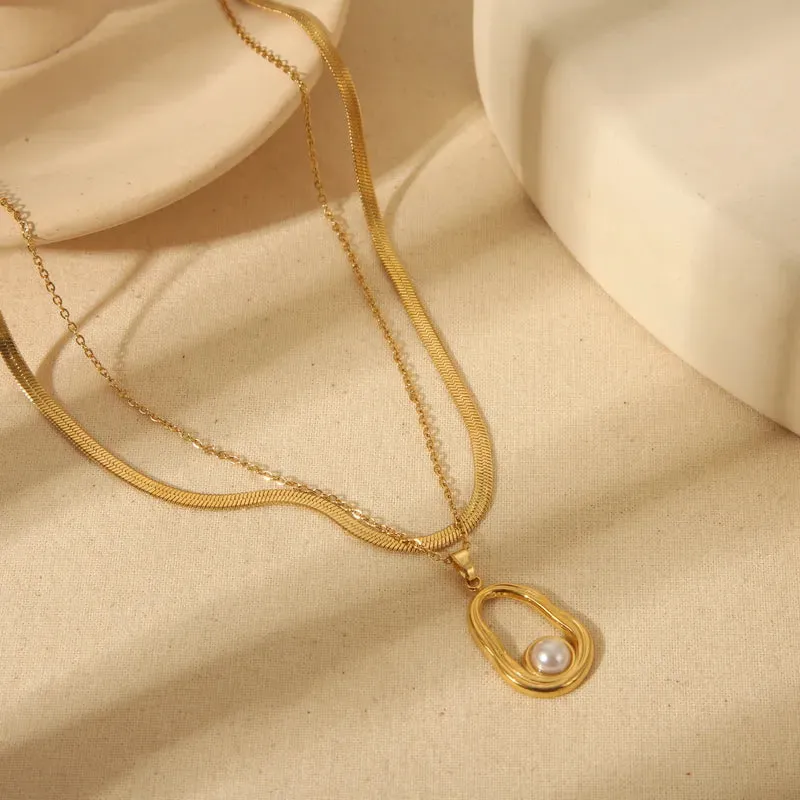 Pearl Layered Pendant Necklace