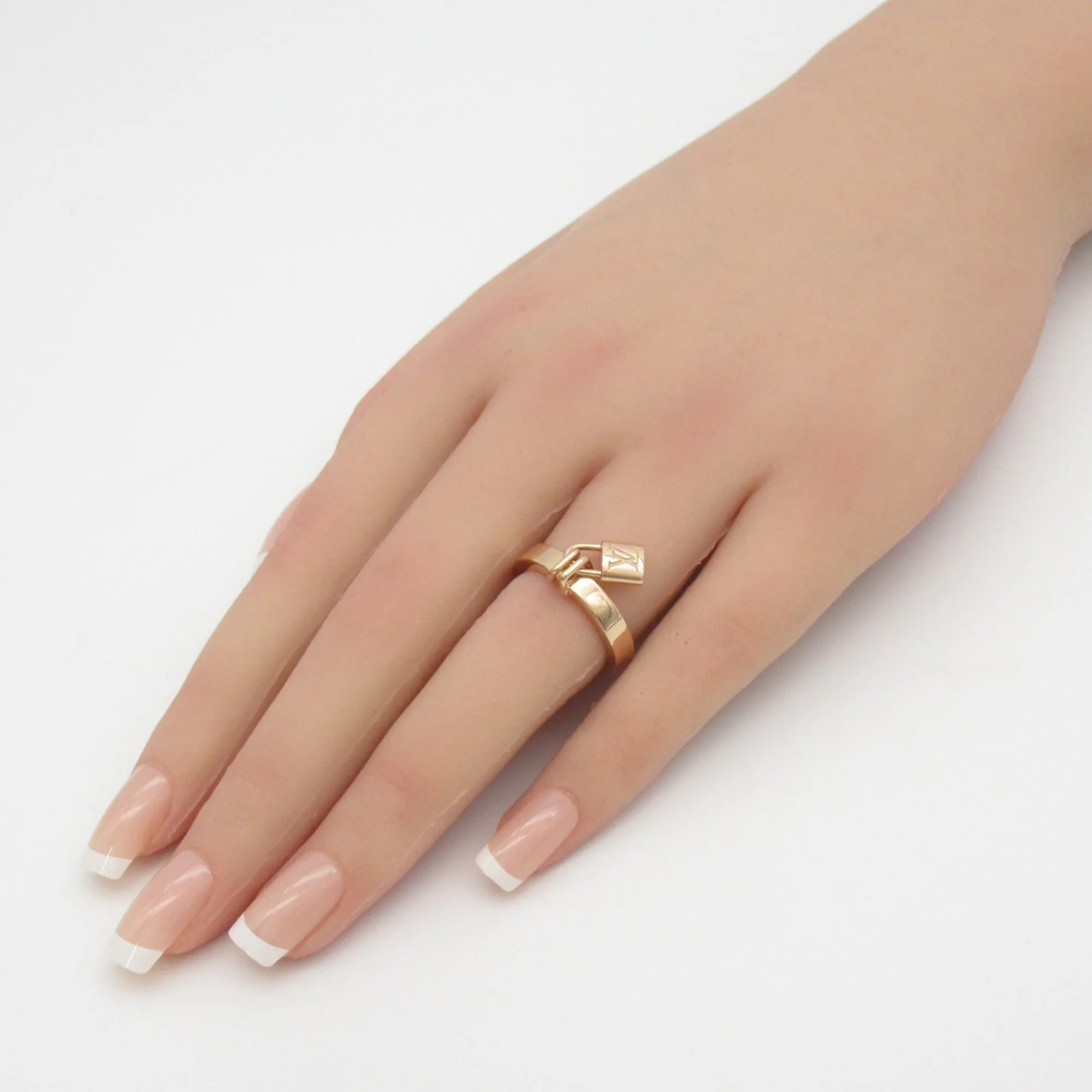Trendy Inspired Louis Vuitton Bar Lock It Ring Pm Ring Gold K18pg[rose Gold] Gold