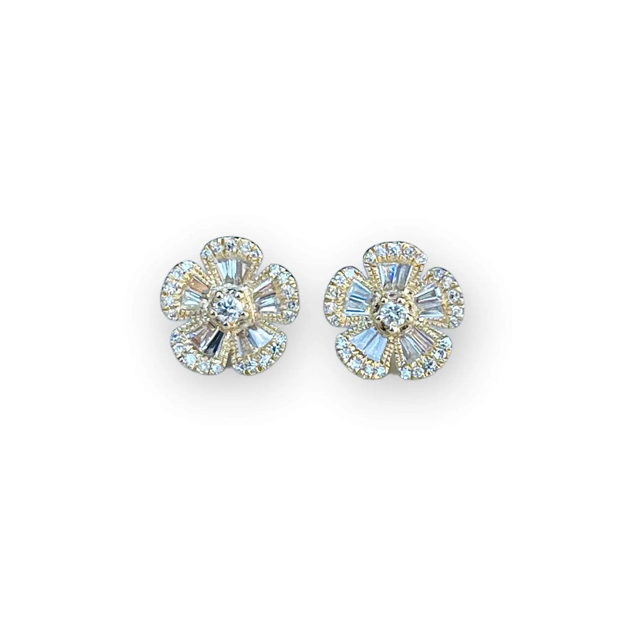 WD902 14kt gold .40ct Baguette flower studs