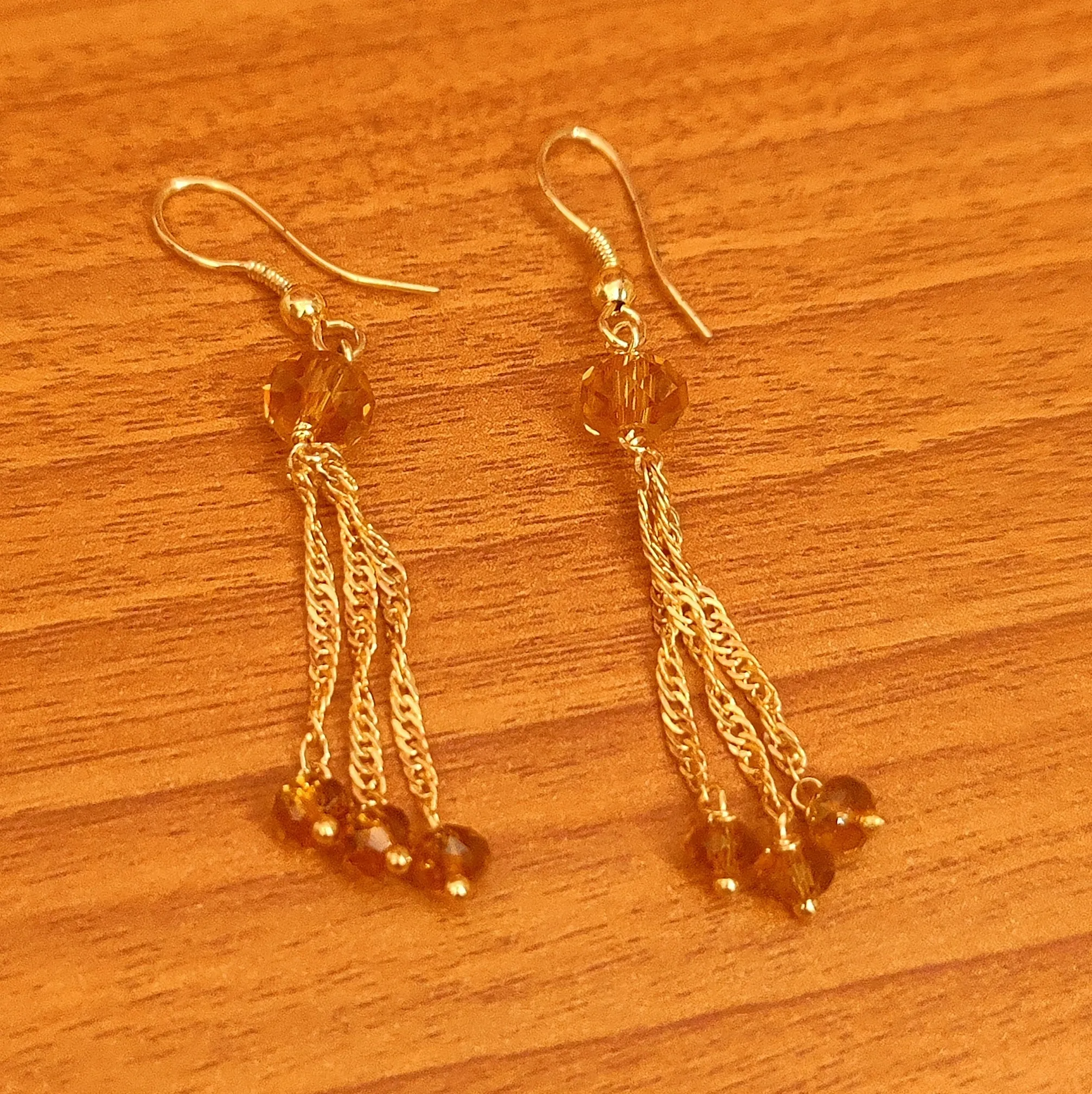 YELLOW CRYSTAL GOLD CHAIN EARRINGS