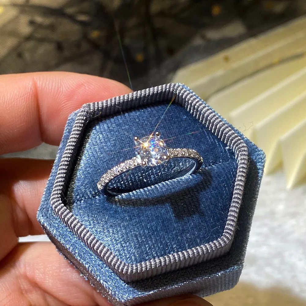Zirconia-Brilliants Thin Ring
